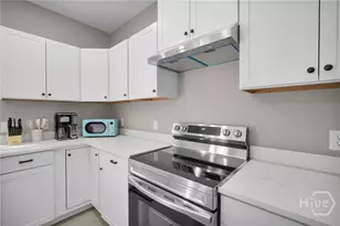 11 E Fairmont Ave, Savannah, GA 31406 - Photo 13