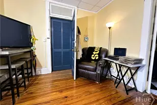 210 E State St, Savannah, GA 31401 - Photo 5