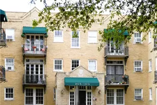 210 E State St, Savannah, GA 31401 - Photo 17