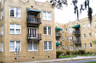210 E State St, Savannah, GA 31401 - Photo 15