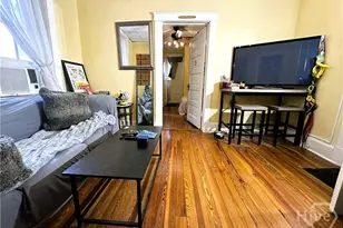 210 E State St, Savannah, GA 31401 - Photo 3