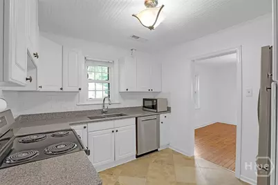 1501 E 48th Street, Savannah, GA 31404 - Photo 17