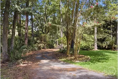 139 North Drive, Savannah, GA 31406 - Photo 7