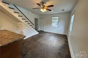 1305 E Anderson St, Savannah, GA 31404 - Photo 3