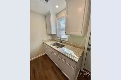 1813 E 39 Street, Savannah, GA 31404 - Photo 5