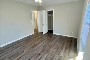 1813 E 39th St, Savannah, GA 31404 - Photo 15