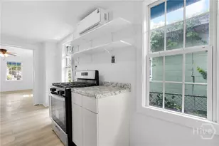 627 W 48th St, Savannah, GA 31405 - Photo 11