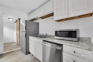 627 W 48th St, Savannah, GA 31405 - Photo 9
