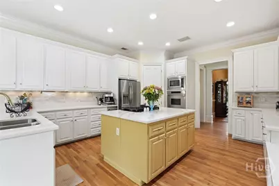104 Commodore Drive, Savannah, GA 31410 - Photo 15