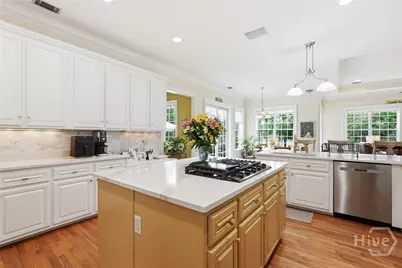 104 Commodore Drive, Savannah, GA 31410 - Photo 13