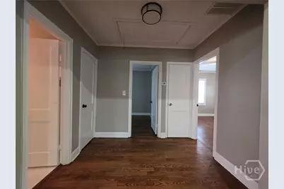 202 E 58 Street, Savannah, GA 31405 - Photo 15