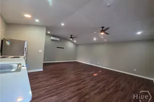 202 E 58th St, Savannah, GA 31405 - Photo 23