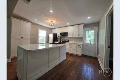 202 E 58 Street, Savannah, GA 31405 - Photo 7
