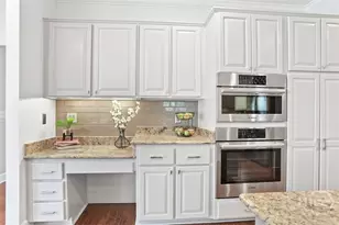 141 Grays Creek Dr, Savannah, GA 31410 - Photo 17