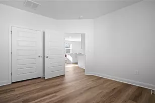 1044 Lakes Blvd, Brunswick, GA 31525 - Photo 23