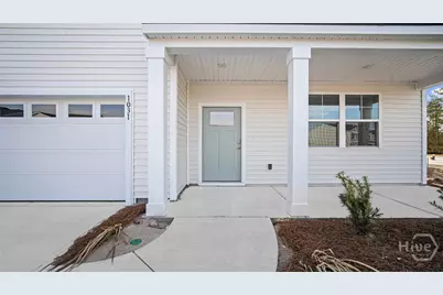 1047 Lakes Boulevard, Brunswick, GA 31525 - Photo 3