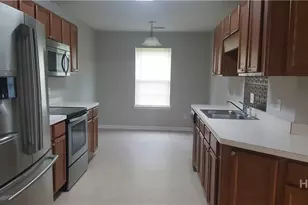 182 Cherry Laural Lane, Savannah, GA 31419 - Photo 5