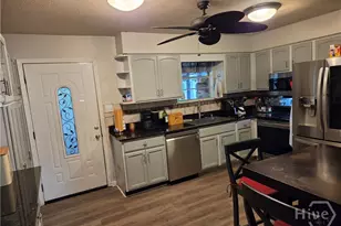 128 Wassaw Rd, Savannah, GA 31410 - Photo 9