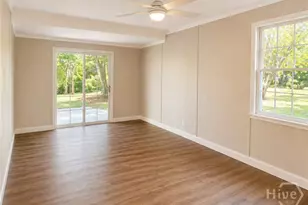 128 Paradise Dr, Savannah, GA 31406 - Photo 13