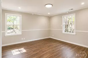 128 Paradise Dr, Savannah, GA 31406 - Photo 9