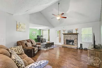 503 Creekview Drive, Hinesville, GA 31313 - Photo 7
