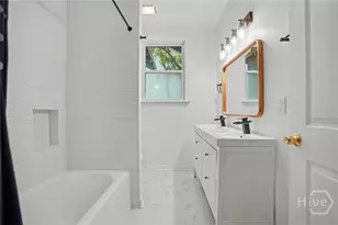 1129 E Duffy St, Savannah, GA 31404 - Photo 25