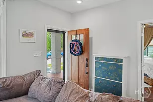 1129 E Duffy St, Savannah, GA 31404 - Photo 7