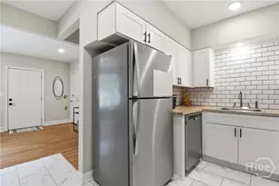 609 Johnston St, Savannah, GA 31405 - Photo 15
