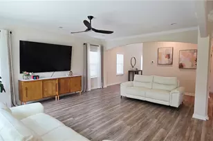 4809 Castleoak Dr, Richmond Hill, GA 31324 - Photo 7