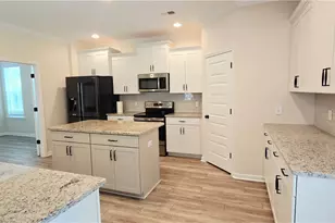 4809 Castleoak Dr, Richmond Hill, GA 31324 - Photo 17