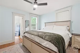 402 E 56th St, Savannah, GA 31405 - Photo 17