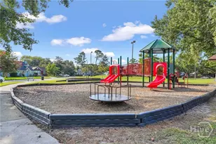 402 E 56th St, Savannah, GA 31405 - Photo 35