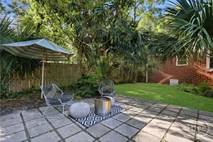 402 E 56th St, Savannah, GA 31405 - Photo 25