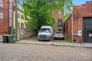 10 W Liberty St, Savannah, GA 31401 - Photo 29