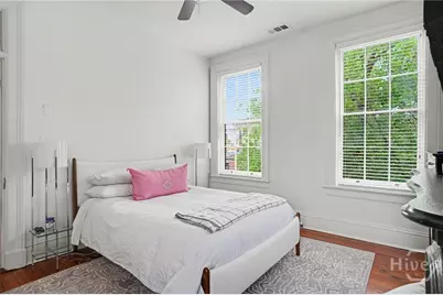 10 W Liberty Street, Savannah, GA 31401 - Photo 19