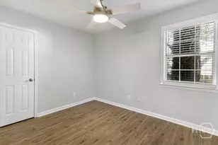 2111 Greenwood St, Savannah, GA 31404 - Photo 25
