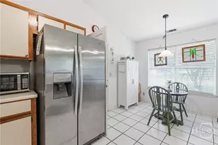 111 Bordeaux Ln, Savannah, GA 31419 - Photo 7