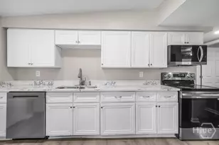 325 Woodley Rd, Savannah, GA 31419 - Photo 13