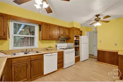 2206 Jordan Drive, Savannah, GA 31404 - Photo 7