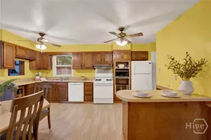 2206 Jordan Dr, Savannah, GA 31404 - Photo 5