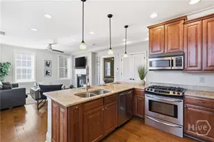 5 Whitaker St, Savannah, GA 31401 - Photo 15