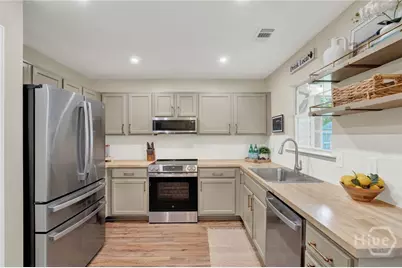 206 Druid Road, Savannah, GA 31410 - Photo 13