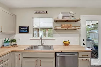 206 Druid Road, Savannah, GA 31410 - Photo 15