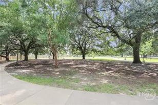 528 E 51st St, Savannah, GA 31405 - Photo 35
