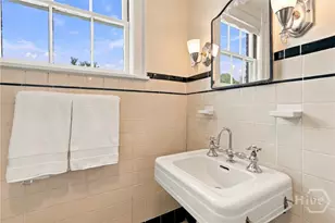 528 E 51st St, Savannah, GA 31405 - Photo 23