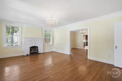 528 E 51st Street, Savannah, GA 31405 - Photo 7