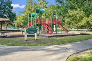 528 E 51st St, Savannah, GA 31405 - Photo 41