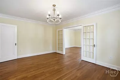528 E 51st Street, Savannah, GA 31405 - Photo 11