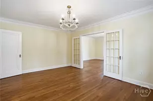 528 E 51st St, Savannah, GA 31405 - Photo 11