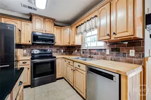 102 Julia Ct, Springfield, GA 31329 - Photo 11